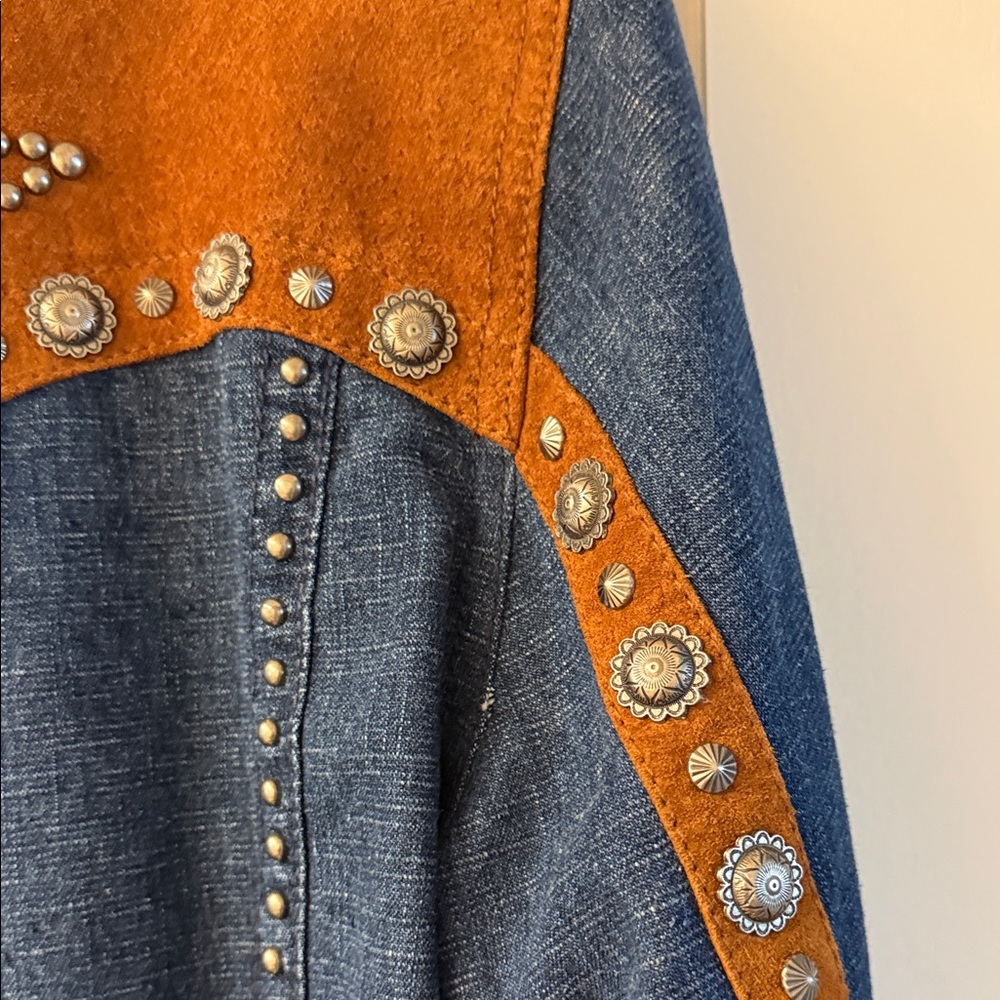 Stunning Cripple Creek Brown Leather Jacket w/ heavy Blue Jean Fabric & Conchos - Picture 11 of 16